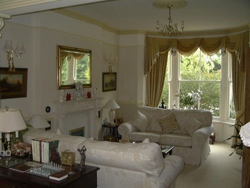 The Grove Bed & Breakfast